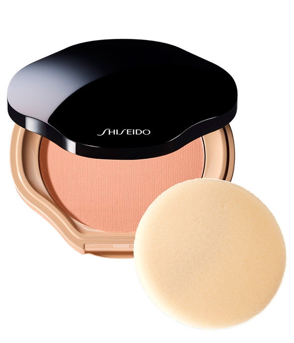 SHEER AND PERFECT COMPACT...