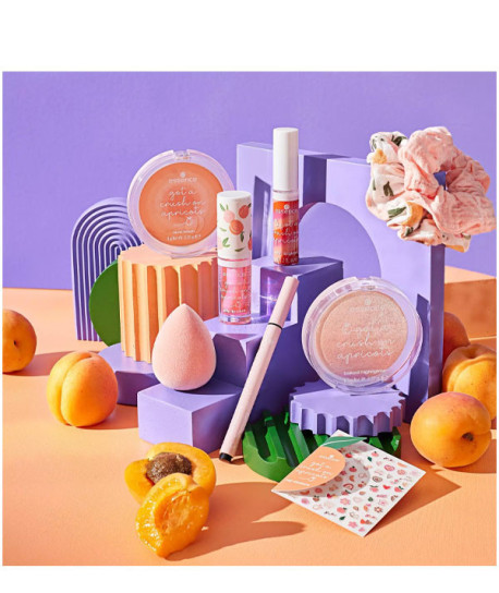 GOT A CRUSH ON APRICOTS PEGATIÑAS UÑAS