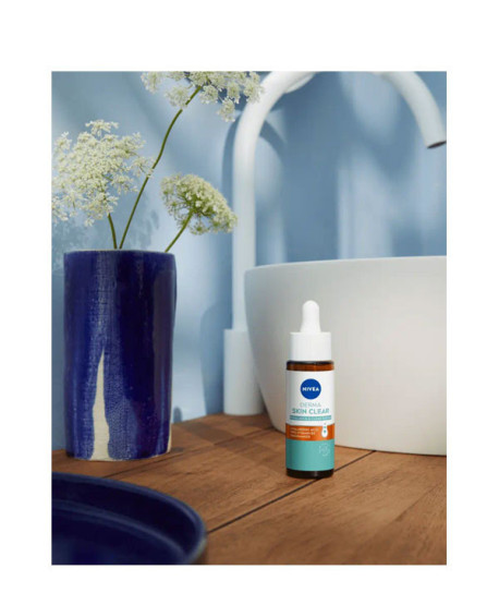 DERMA SKIN CLEAR SERUM