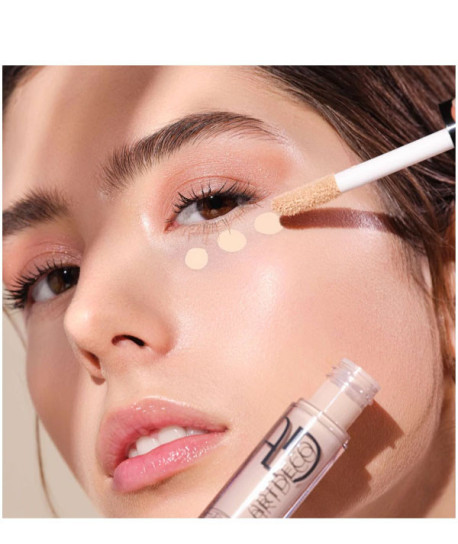 FLUID CAMOUFLAGE CONCEALER