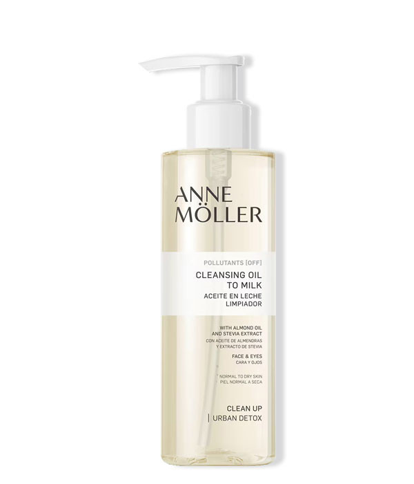 CLEAN UP CLEANSING OIL TO MILK