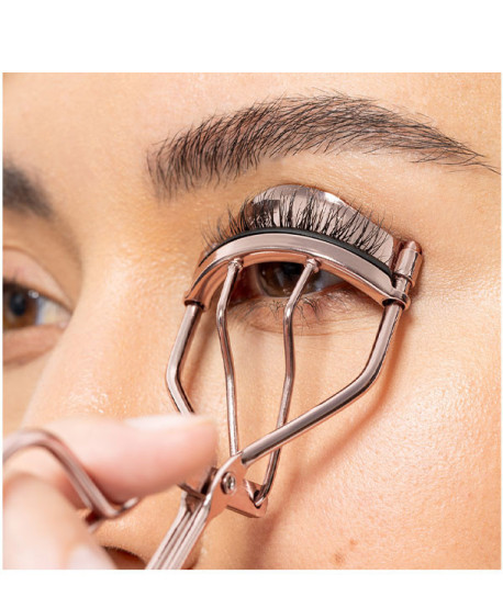 HIGH ON LASH EYELASH CURLER