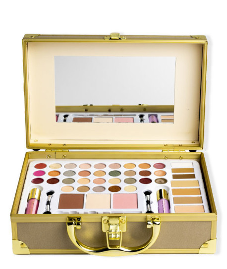 MAGIC STUDIO NUDE TRAVELLER CASE