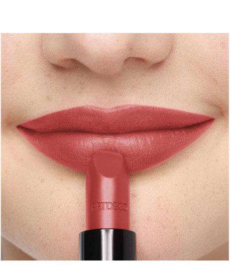 PERFECT MAT LIPSTICK