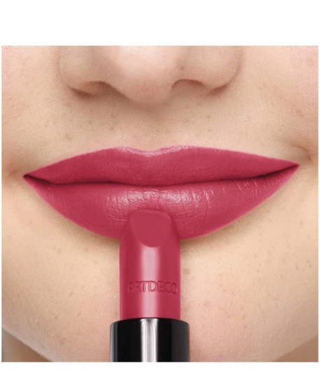 PERFECT MAT LIPSTICK