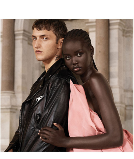 VALENTINO DONNA BORN IN ROMA