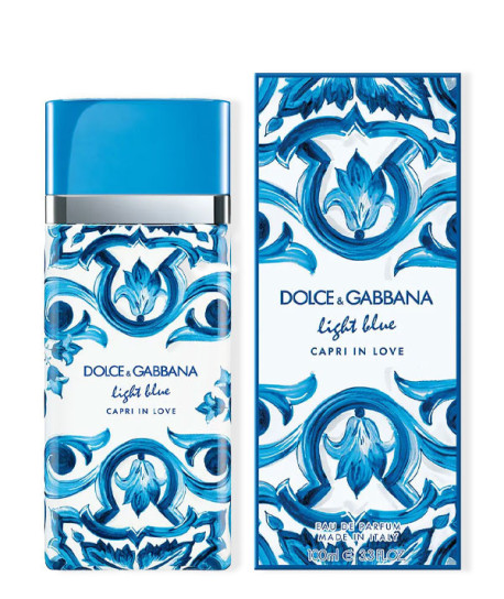 LIGHT BLUE CAPRI IN LOVE