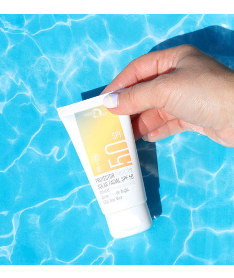 PROTECTOR SOLAR FACIAL ANTIEDAD SPF50