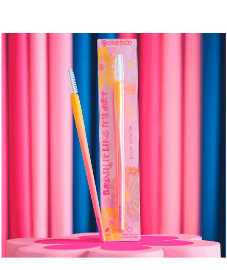 BRUSH IT LIKE IT’S ART CEPILLO CEJAS