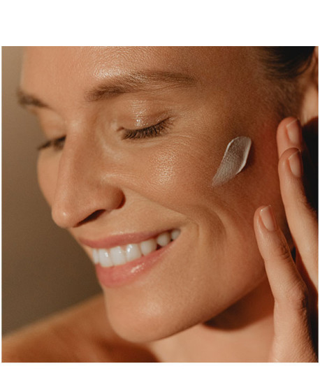 SUNLEŸA SOIN SOLAIRE ANTI-AGE SPF50+