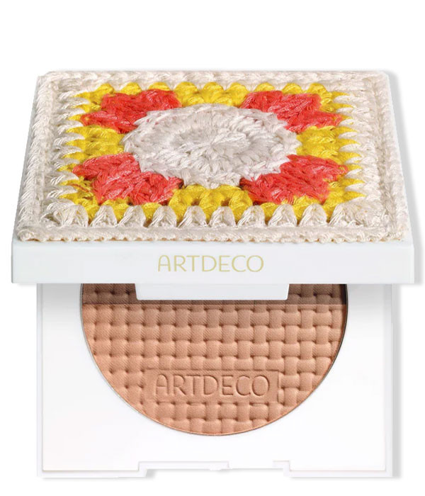 GOLDEN BREEZE BRONZING POWDER