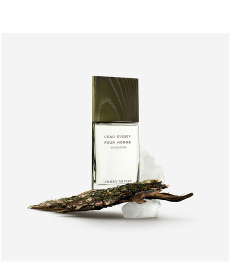 L’EAU D’ISSEY POUR HOMME EAU & CÈDRE