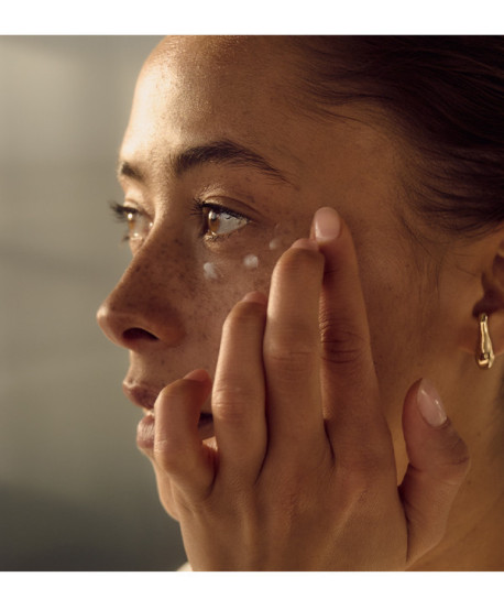 AWAKENING CREAMY EYE ESSENCE