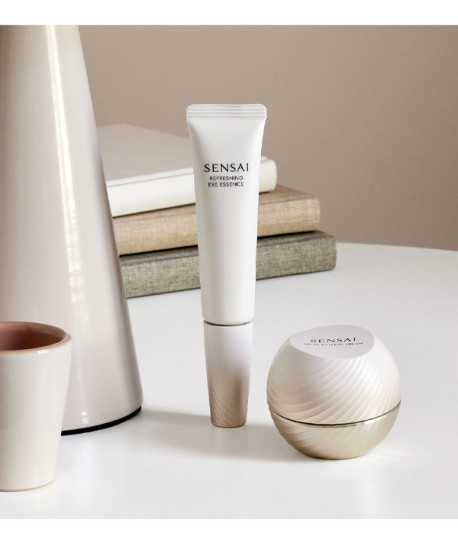 SENSAI TOTAL EYE TREATMENT