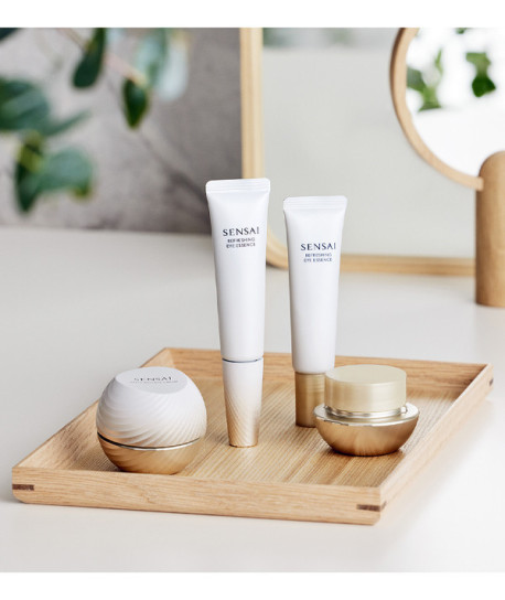 SENSAI TOTAL EYE TREATMENT