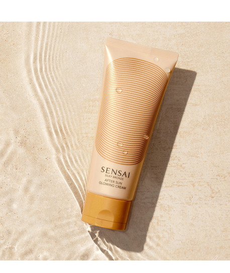 SILKY BRONZE AFTER SUN GLOWING CREAM