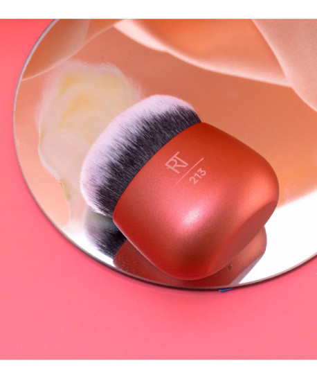 FOUNDATION KABUKI MAKEUP BLENDER
