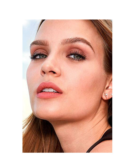 LASH SENSATIONAL SKY HIGH