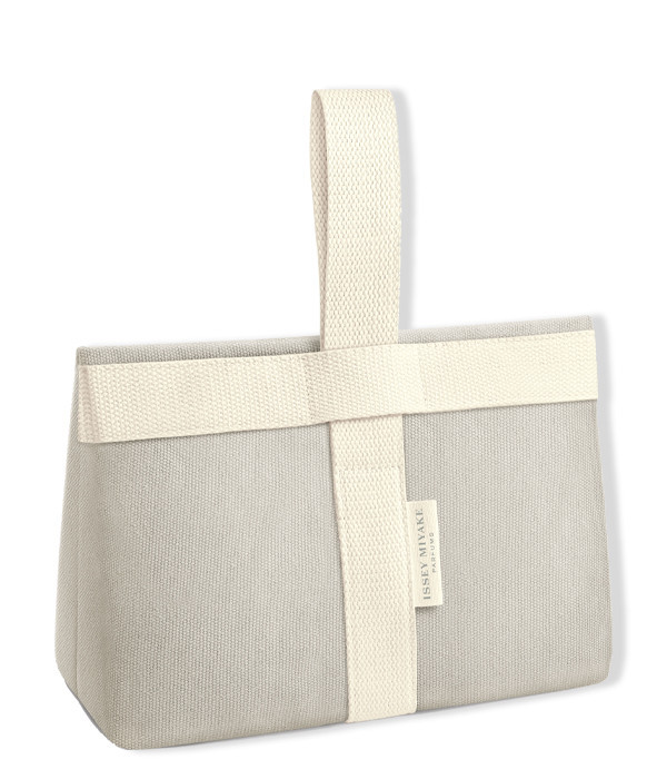 REGALO ISSEY MIYAKE NECESER...