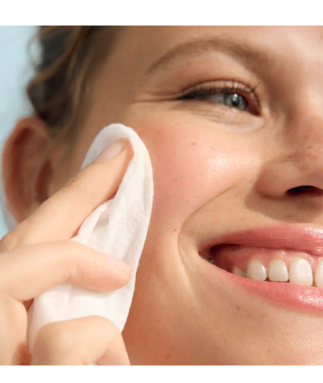 TOALLITAS DESMAQUILLADORAS SUAVES 3 EN 1