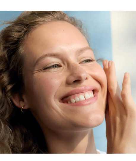 TOALLITAS DESMAQUILLADORAS SUAVES 3 EN 1