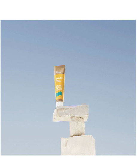 WATERLOVER FACE SUNSCREEN SPF50+