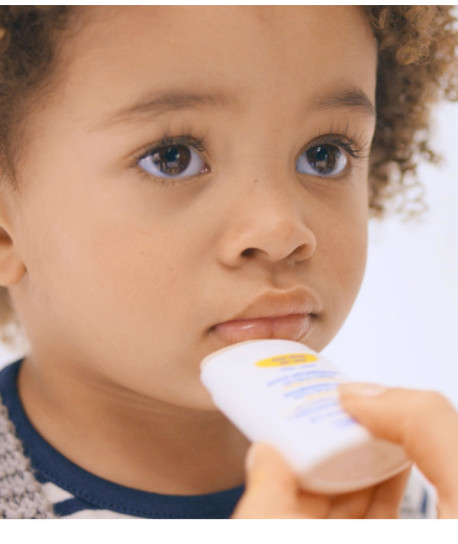 STICK NUTRITIVO CON COLD CREAM Y CERA DE ABEJA