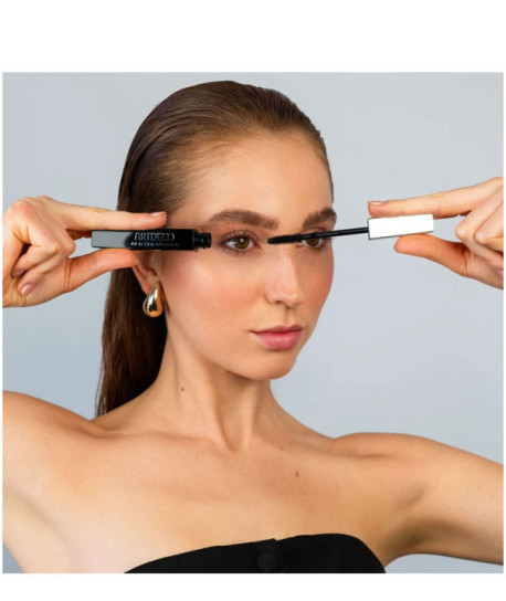 ALL IN ONE MASCARA
