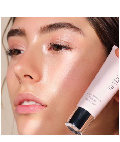 LUMINOUS FACE PRIMER