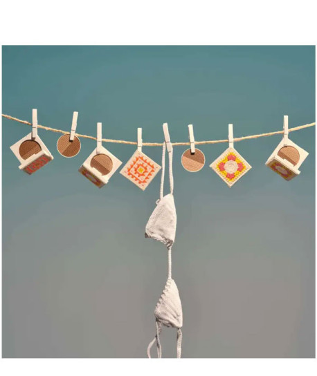 GOLDEN BREEZE BRONZING POWDER