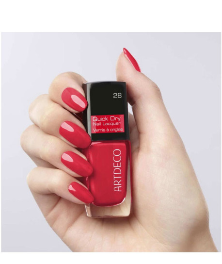 QUICK DRY NAIL LACQUER