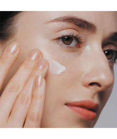 FUTURE SOLUTION LX TOTAL REGENERATING NIGHT CREAM