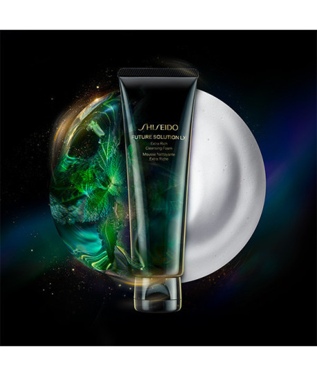FUTURE SOLUTION LX EXTRA RICH CLEANSING FOAM