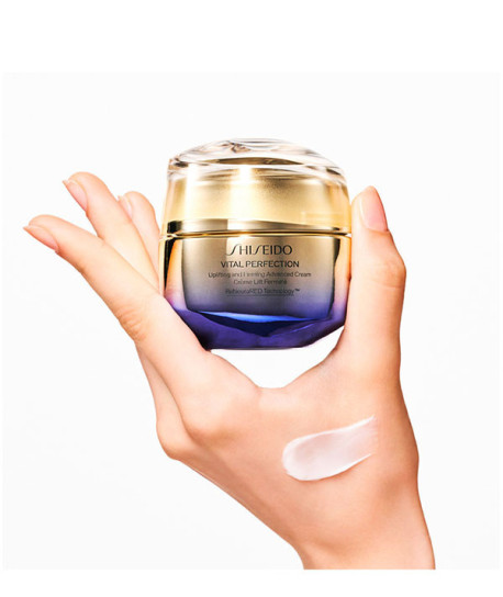 VITAL PERFECTION UPLIFTING AND FIRMING CREAM