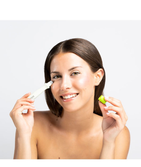 ALOE VERA ROLL-ON EYE SERUM