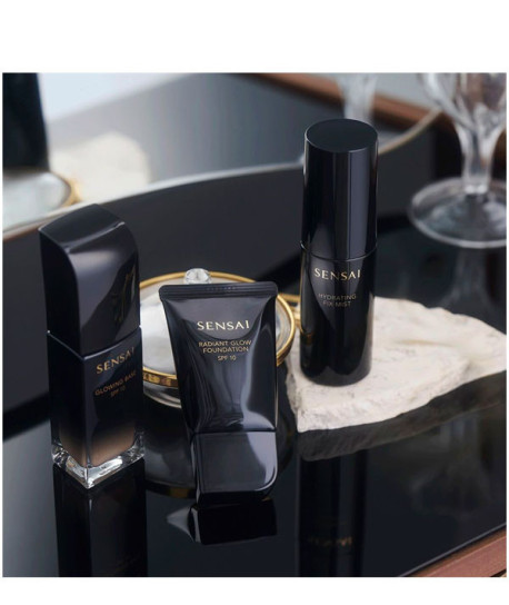 RADIANT GLOW FOUNDATION