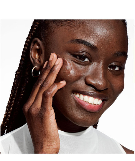 EVEN BETTER CLINICAL VITAMIN MAKEUP SPF50